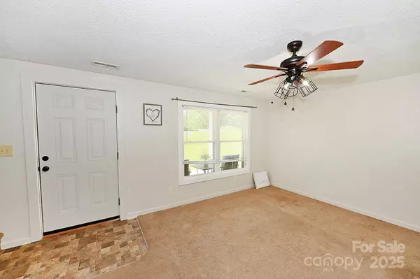 5197 Reese Store AVE, Morganton, NC 28655