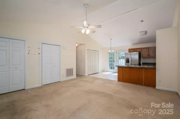 210 Park ST, Bessemer City, NC 28016