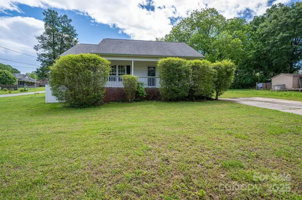 210 Park ST, Bessemer City, NC 28016