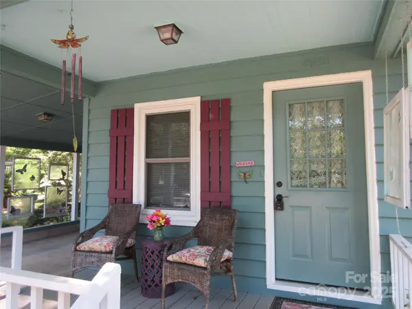 1051 S Brady AVE, Newton, NC 28658