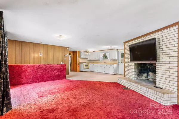 6256 Monford DR, Conover, NC 28613