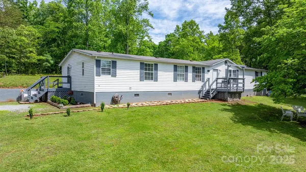 4375 Fox RD, Lenoir, NC 28645