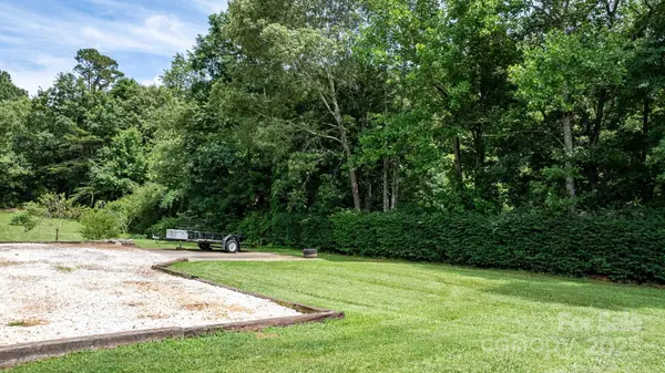 1467 Conway DR, Granite Falls, NC 28630