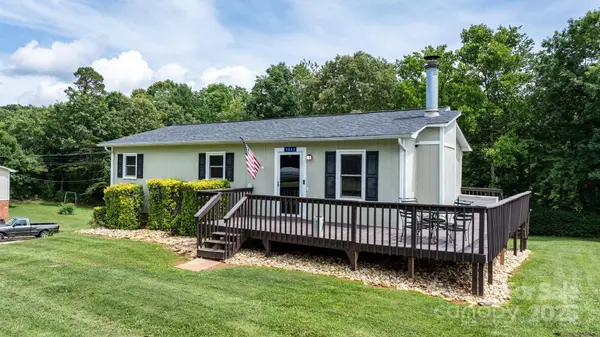 1467 Conway DR, Granite Falls, NC 28630