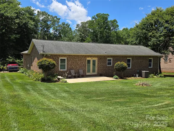 5238 Bethel Church RD, Hickory, NC 28602