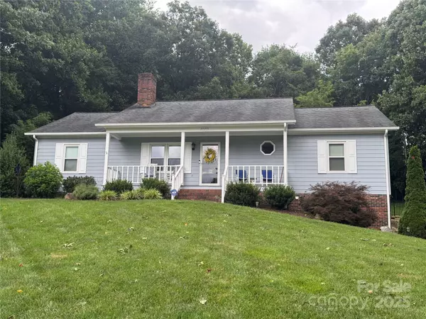 4007 Black Oak RD, Hickory, NC 28602