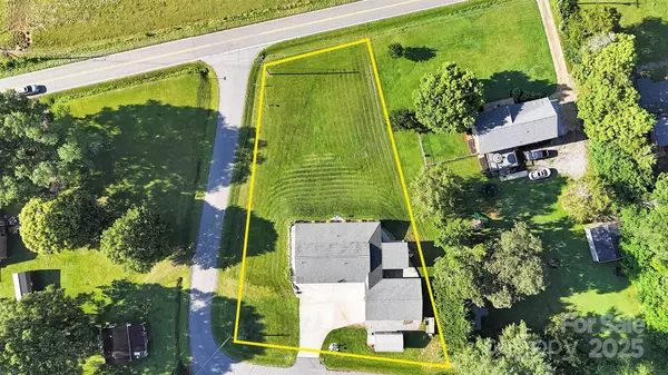 5158 Jenkins RD, Morganton, NC 28655