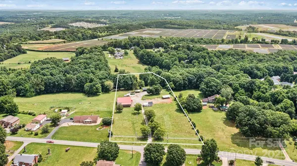 3724 County Home RD, Conover, NC 28613