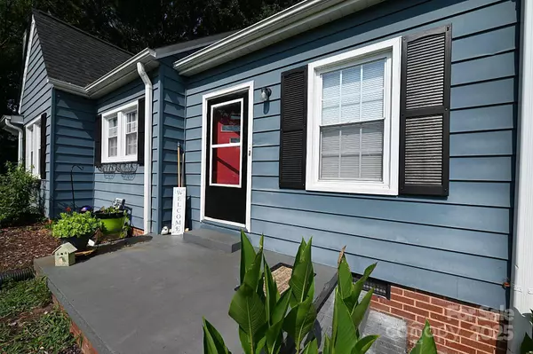 792 W NC Hwy 150 ST, Lincolnton, NC 28092