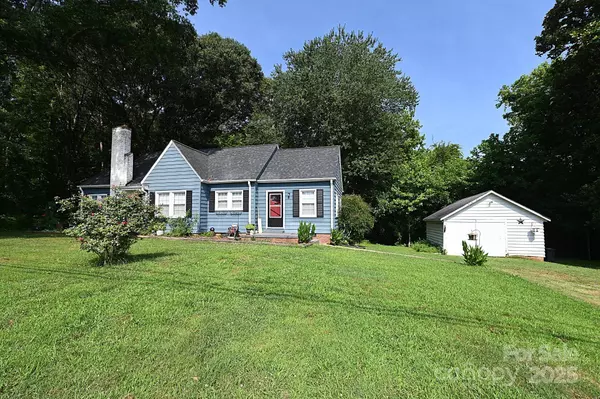 792 W NC Hwy 150 ST, Lincolnton, NC 28092