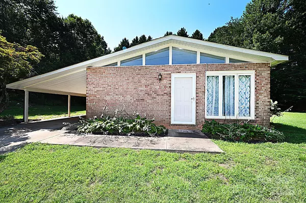 112 Lovelady RD, Valdese, NC 28690