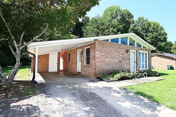 112 Lovelady RD, Valdese, NC 28690