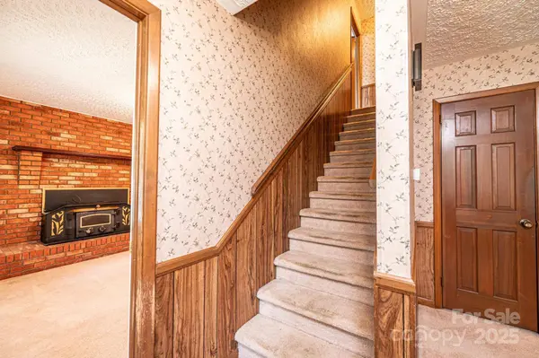 3781 Dover ST, Claremont, NC 28610