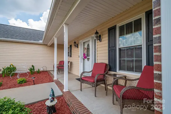 515 E Carpenter ST, Maiden, NC 28650