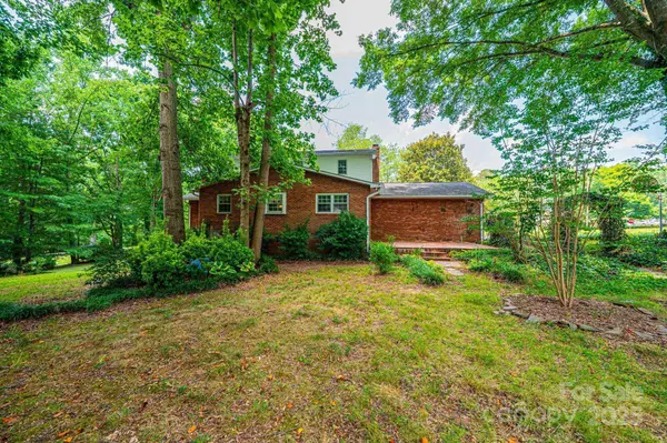 3781 Dover ST, Claremont, NC 28610