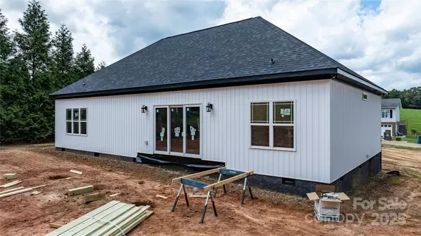 2333 Ellen ST, Granite Falls, NC 28630