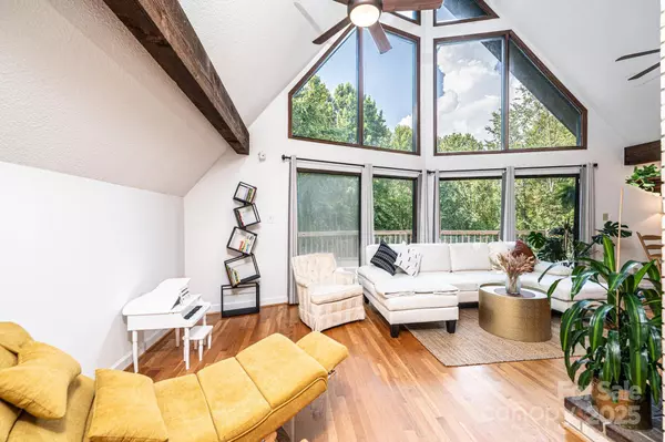 3776 Rams Club PL, Lenoir, NC 28645