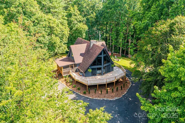 3776 Rams Club PL, Lenoir, NC 28645