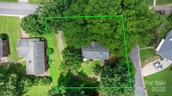 43 Forest AVE, Granite Falls, NC 28630