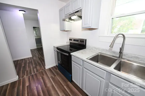 106 Virginia ST SW, Lenoir, NC 28645