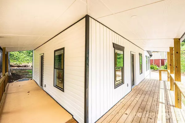 204 Hickory ST #A, Granite Falls, NC 28630