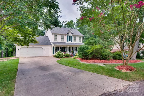 3720 25th Street PL NE, Hickory, NC 28601