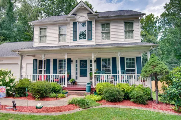 3720 25th Street PL NE, Hickory, NC 28601