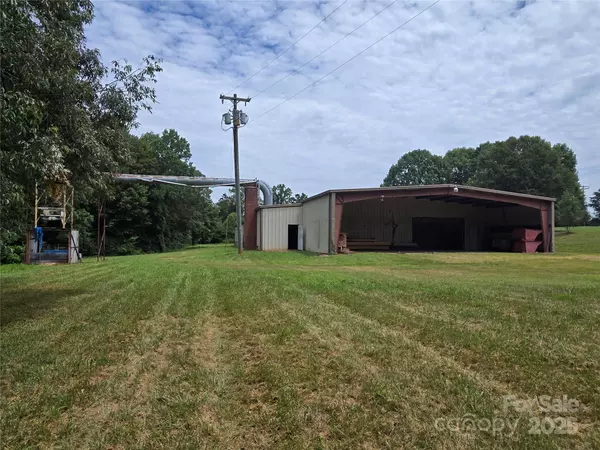 5485 Herman RD #2, Claremont, NC 28610