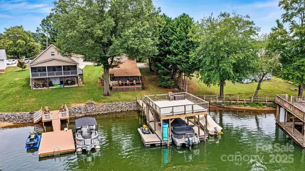 510 Ben Eller LN, Taylorsville, NC 28681