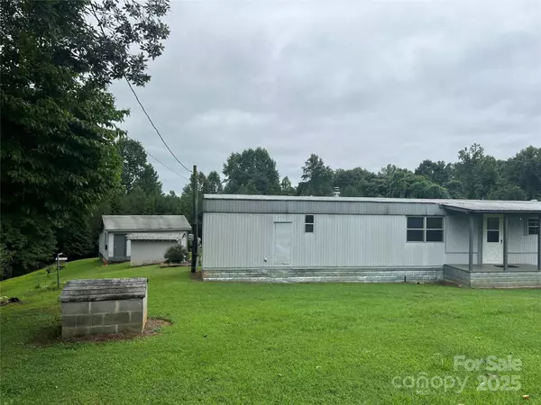 2654 Burke Smokey Creek RD, Lenoir, NC 28645