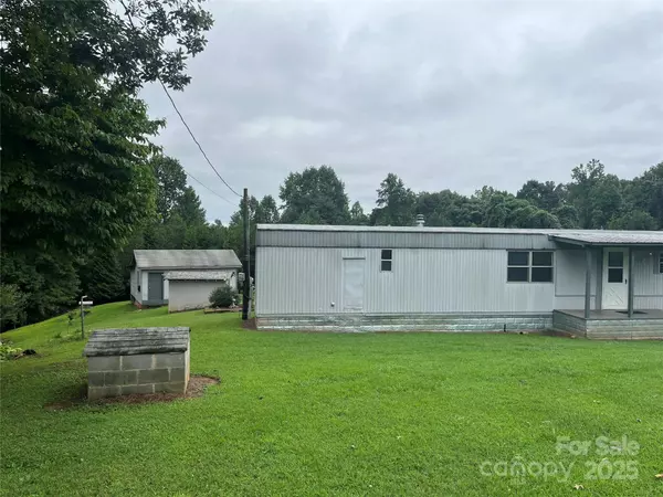 2654 Burke Smokey Creek RD, Lenoir, NC 28645