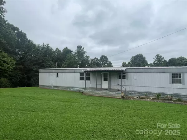 2654 Burke Smokey Creek RD, Lenoir, NC 28645