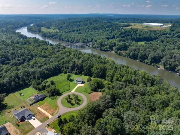 172 Pumice DR #18, Statesville, NC 28625