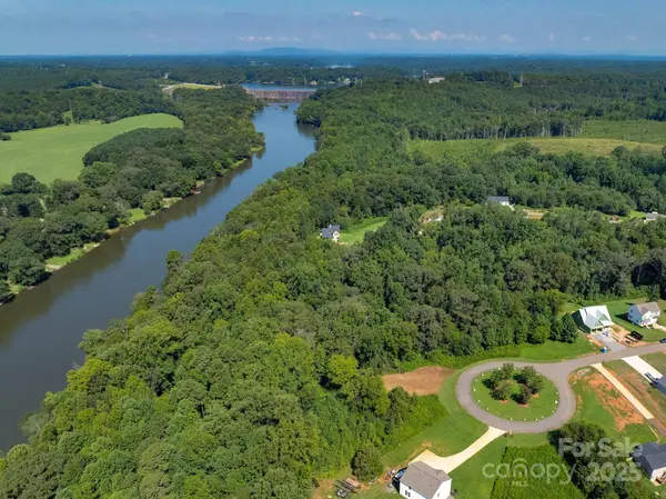 172 Pumice DR #18, Statesville, NC 28625