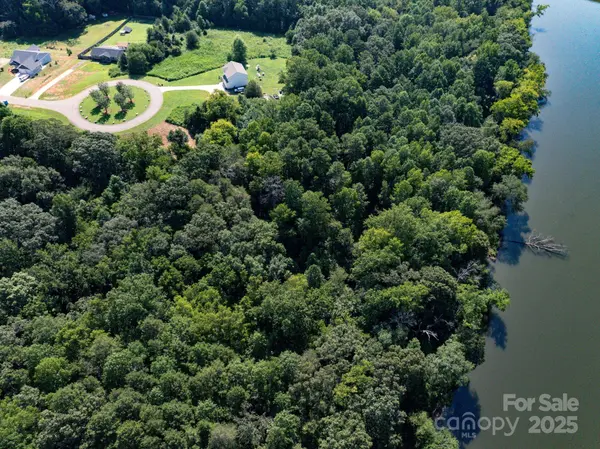 172 Pumice DR #18, Statesville, NC 28625