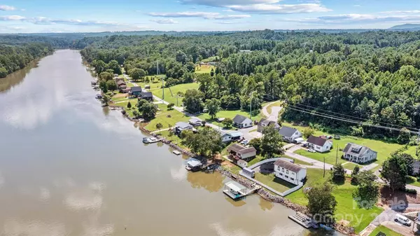 209 Catawba AVE, Hickory, NC 28601