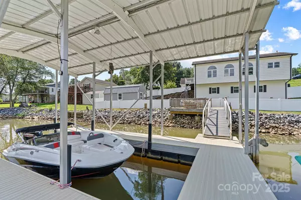 209 Catawba AVE, Hickory, NC 28601