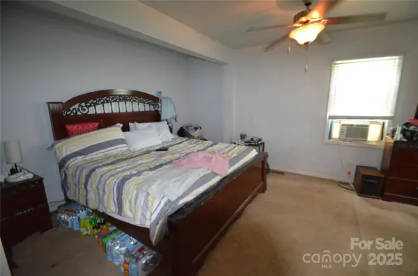 267 Sigmon RD, Statesville, NC 28677