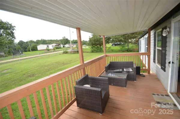 267 Sigmon RD, Statesville, NC 28677