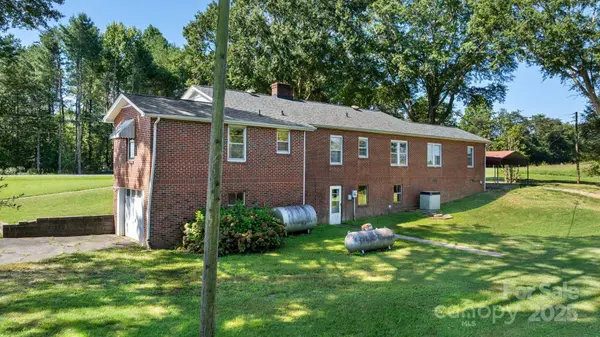 7952 W NC 10 HWY, Vale, NC 28168