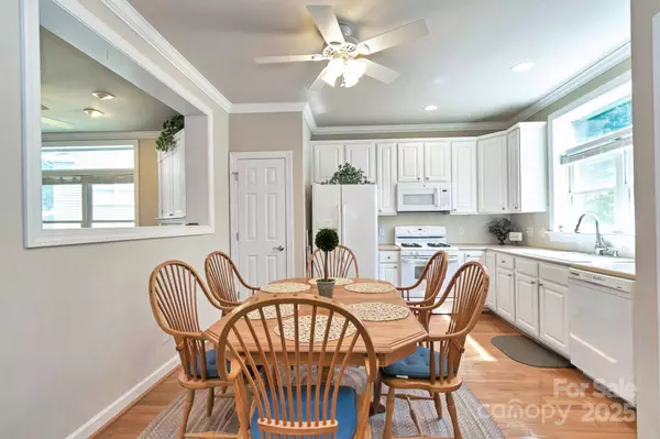 270 Creatwood TRL #1, Vilas, NC 28692