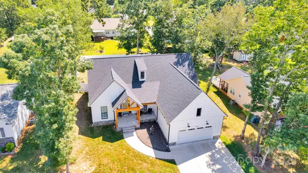 2754 Emperor ST, Claremont, NC 28610