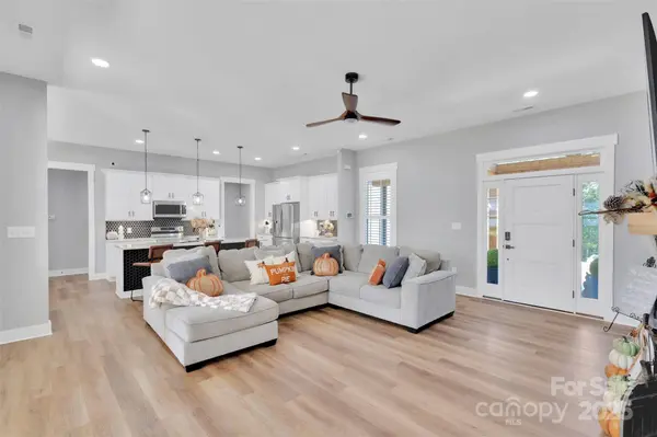 2754 Emperor ST, Claremont, NC 28610