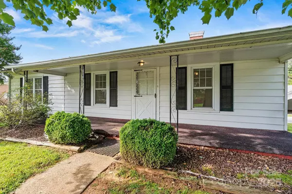 1030 Enola RD, Morganton, NC 28655