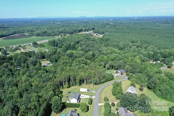 1682 Cordia CIR, Newton, NC 28658