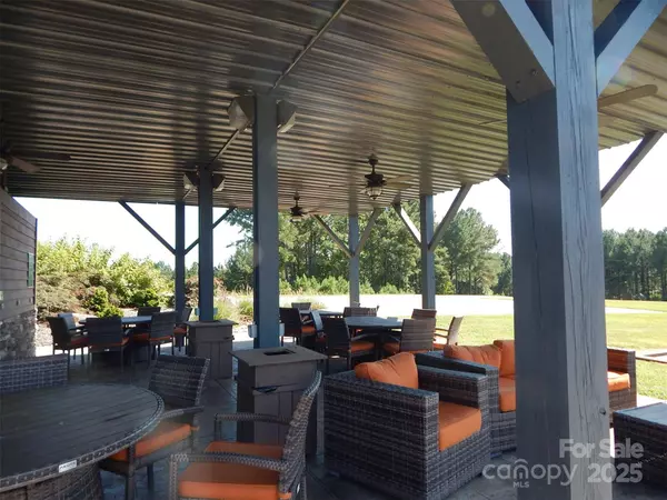 335 Table Rock TRCE NW #154, Valdese, NC 28690