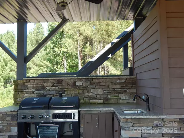 335 Table Rock TRCE NW #154, Valdese, NC 28690