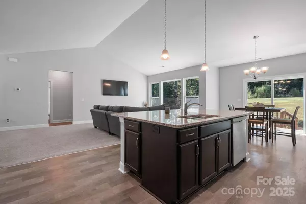 4903 Rio De Luna None, Hickory, NC 28601