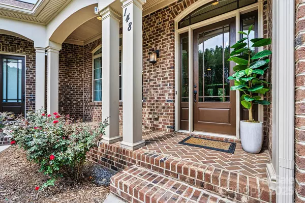 148 Winwood CIR, Granite Falls, NC 28630