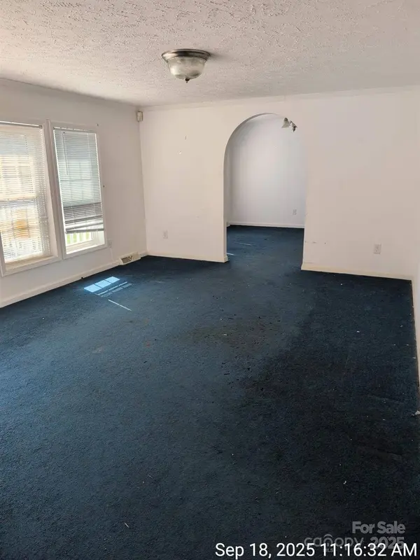 2118 Coy LN, Morganton, NC 28655